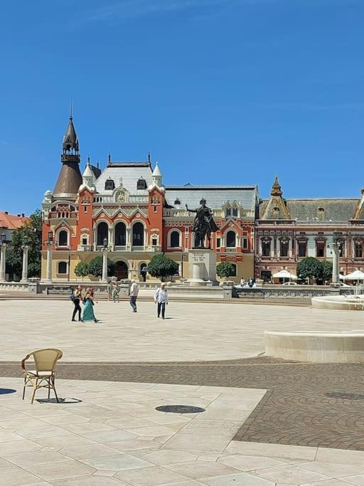 Art Nouveau Apartment Ultracentral Oradea Bagian luar foto